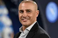 S15全球总决赛：G2对战T1上演传奇中单对决，Caps与Faker巅峰交锋